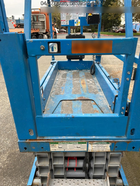 2019 Genie GS-1930 Half Height Swing Gate, 800W Inverter