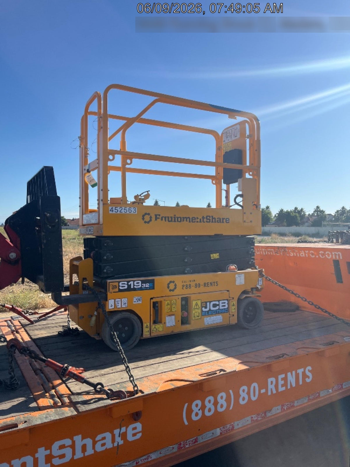 2024 JCB S1932E