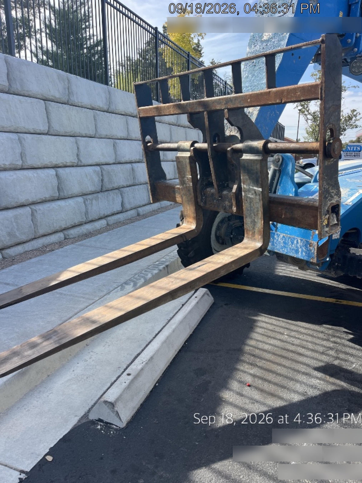 2018 Genie GTH-636 Genie GTH-636 w/Open ROPS, FF Tires, Work Light/Beacon, 48" Carriage and Forks