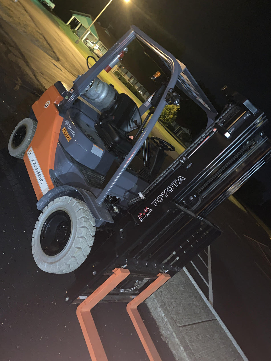 2022 TOYOTA 50-8FGU25