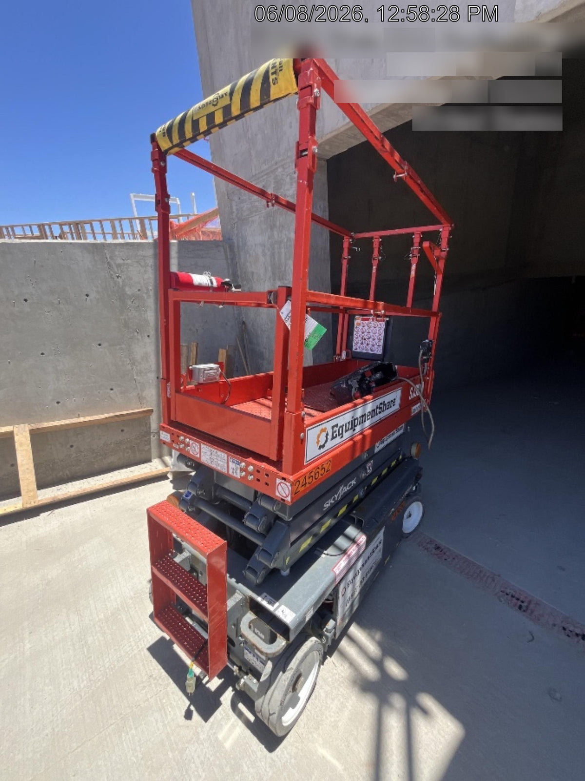 2022 SKYJACK SJ3219