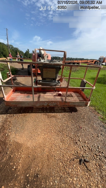 2021 JLG 600AJ