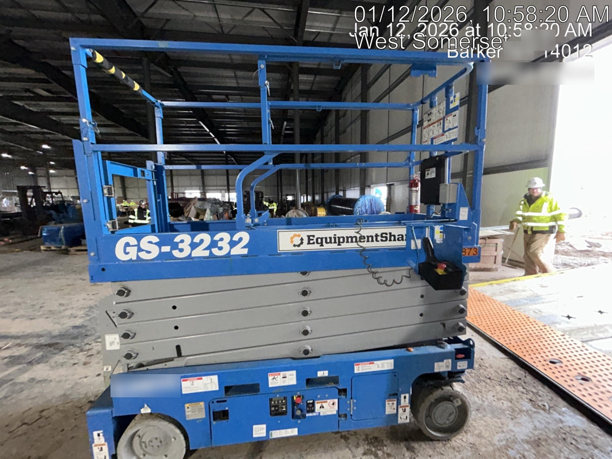 2022 GENIE GS-3232