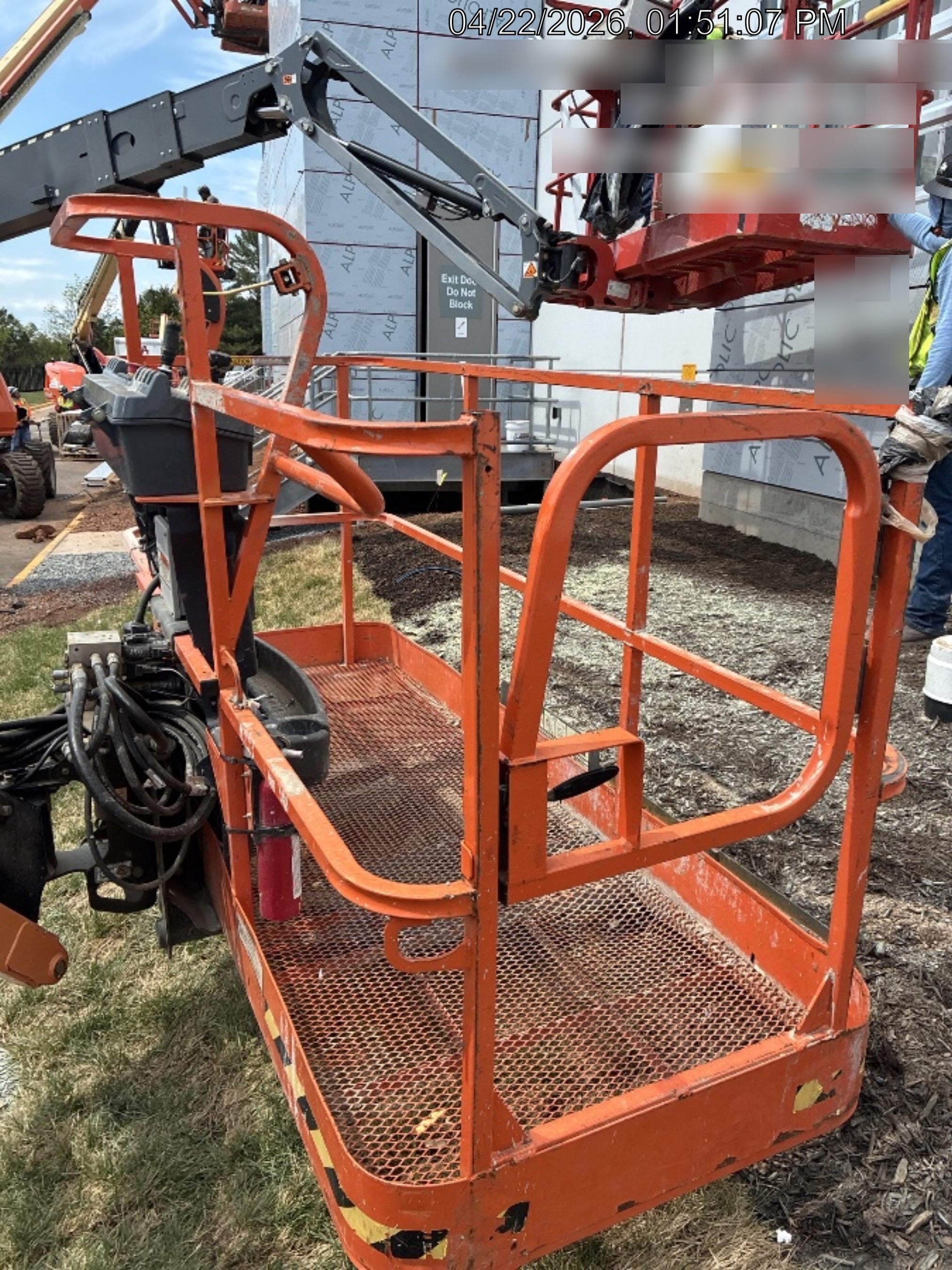 2021 JLG 860SJ