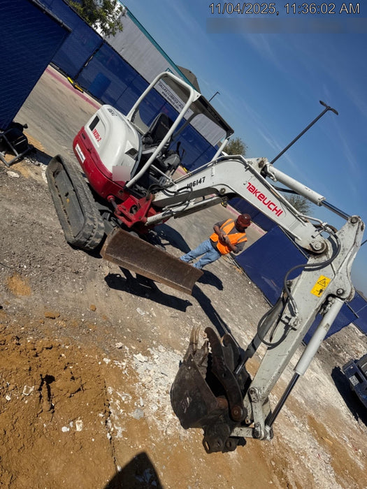 2020 Takeuchi TB235-2R Canopy, Rubber Tracks, Manual TAG QC