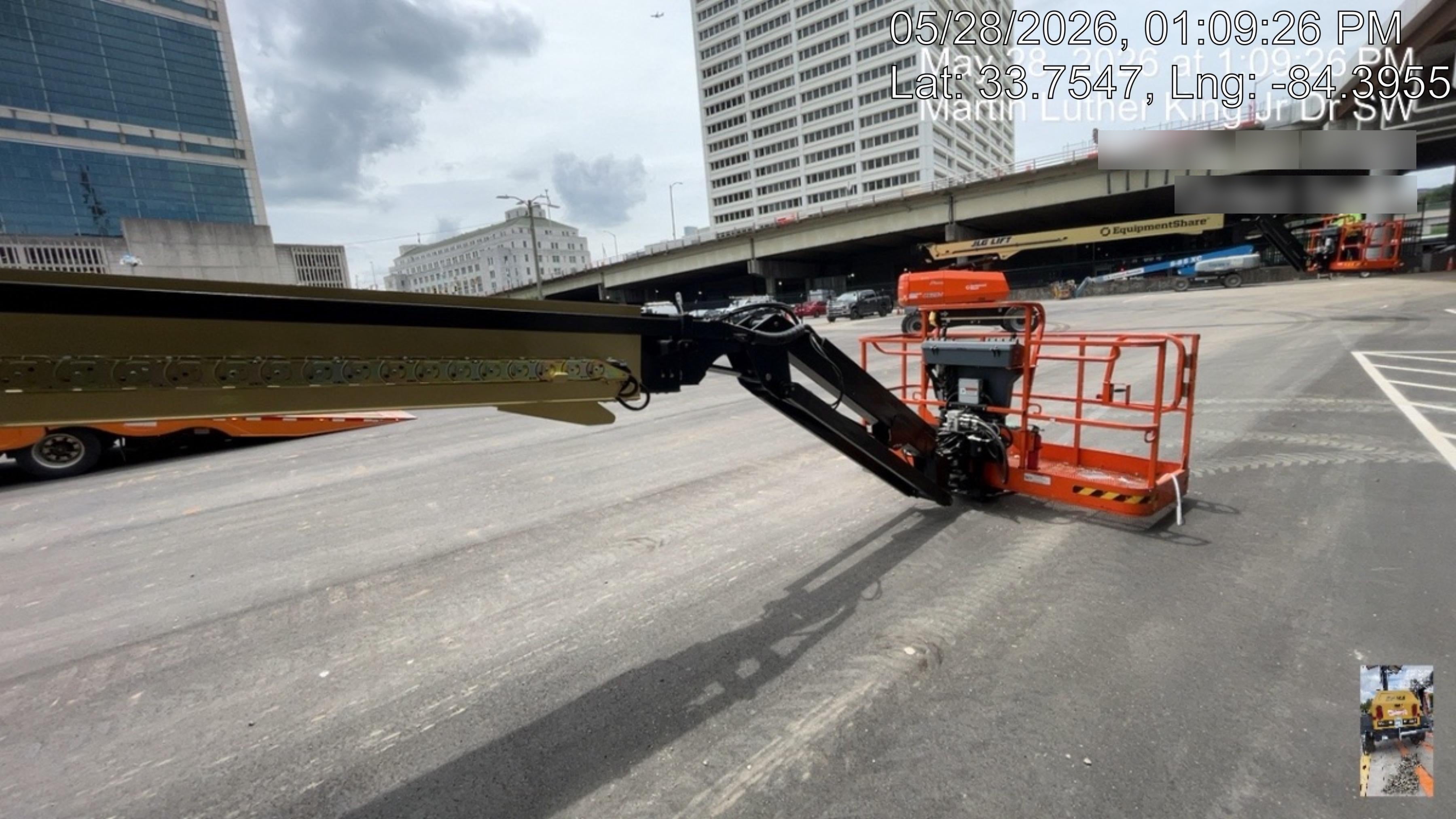 2025 JLG 660SJ
