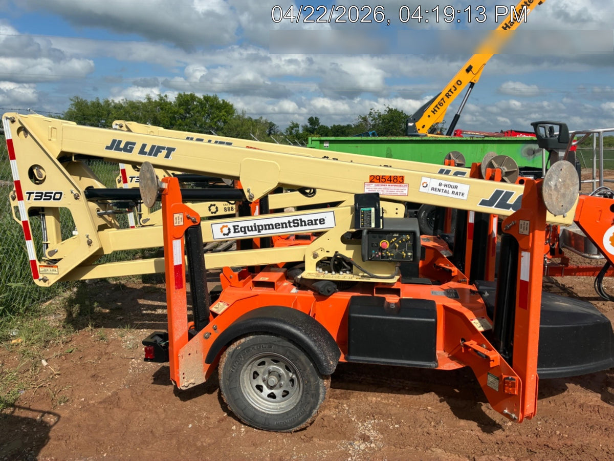 2023 JLG T350