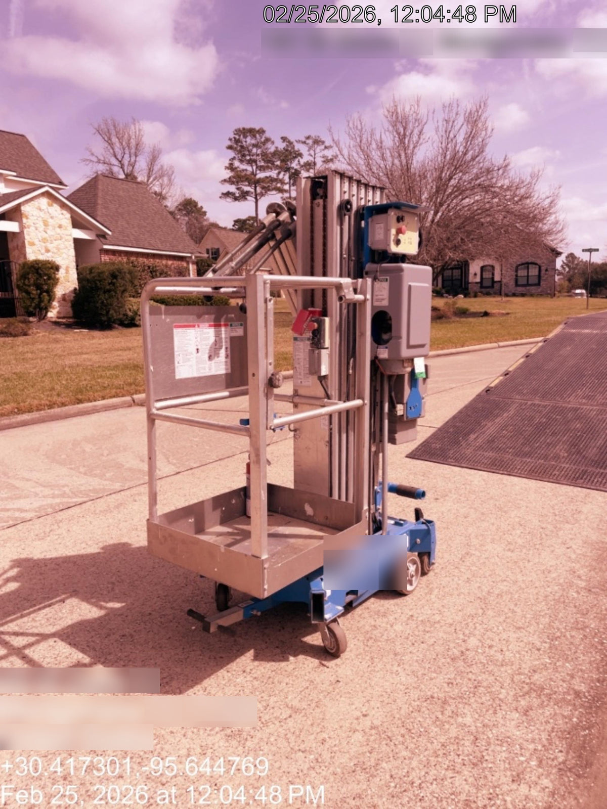 2019 GENIE AWP-30S