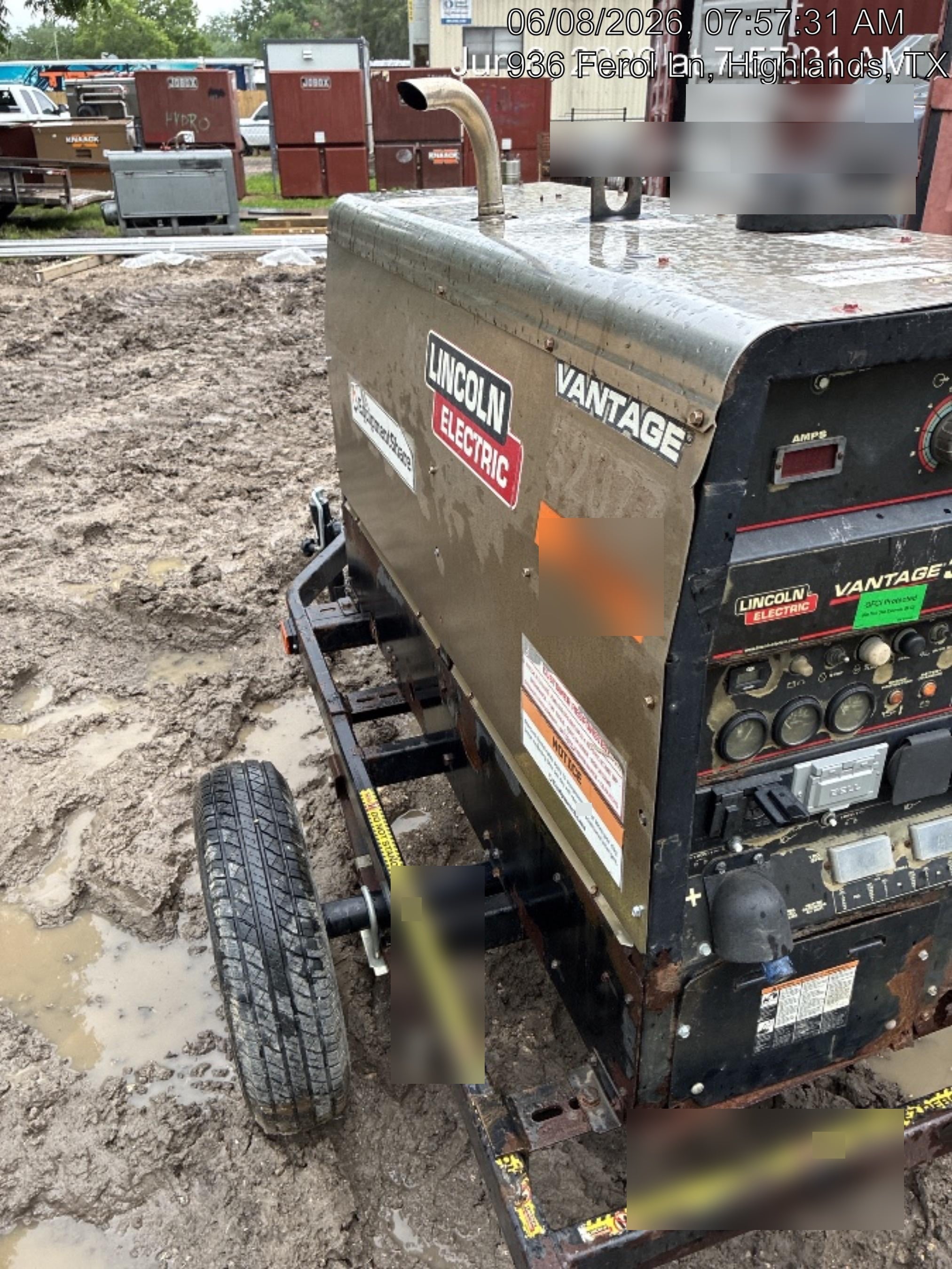 2019 Lincoln Electric Vantage 322 Welder Ready-Pak 3, Two wheel trailer, Fender and Light kit, Cable Rack