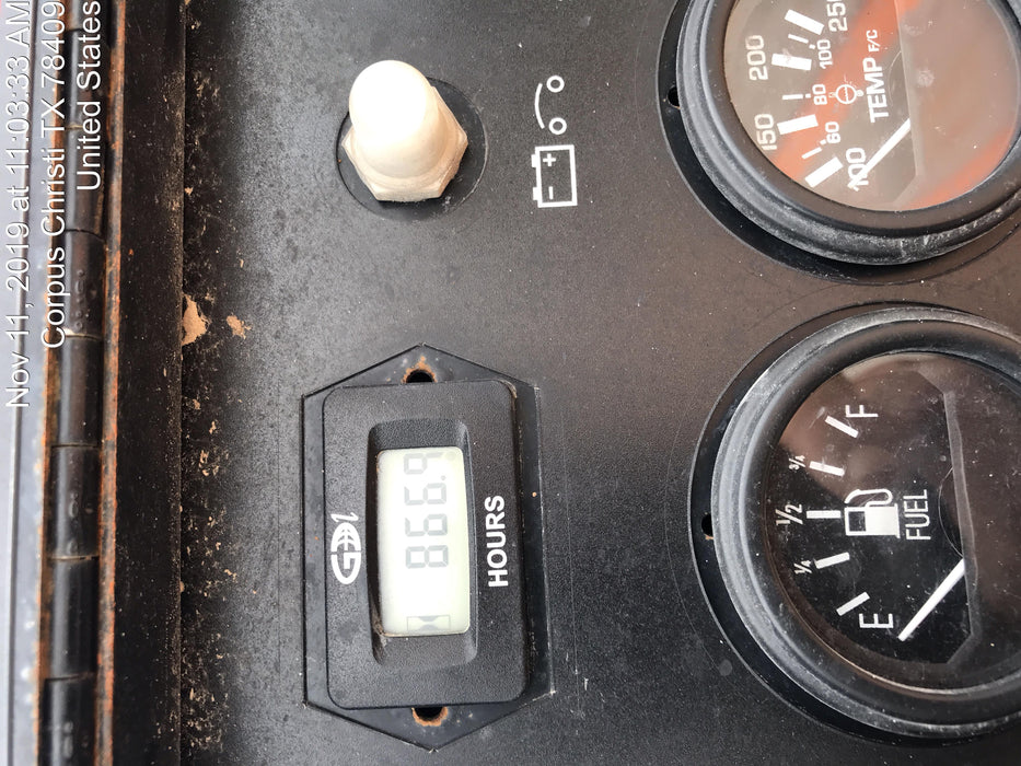 2019 Lincoln Electric Vantage 322 Welder Ready-Pak 3, Two wheel trailer, Fender and Light kit, Cable Rack