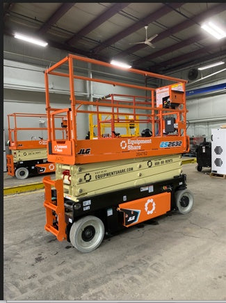 2022 JLG ES2632