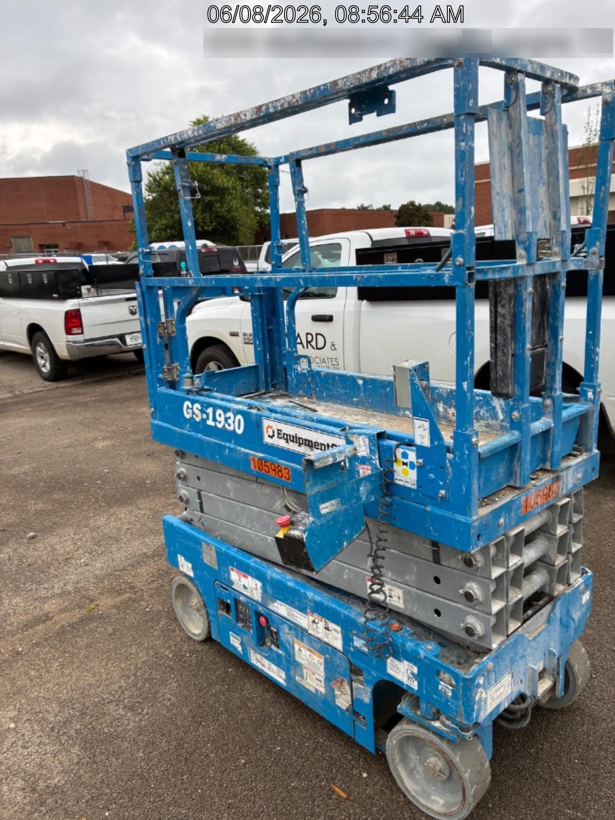2020 Genie GS-1930 Solid Non Marking Tires, Beacon, Folding rails with half height swing gate