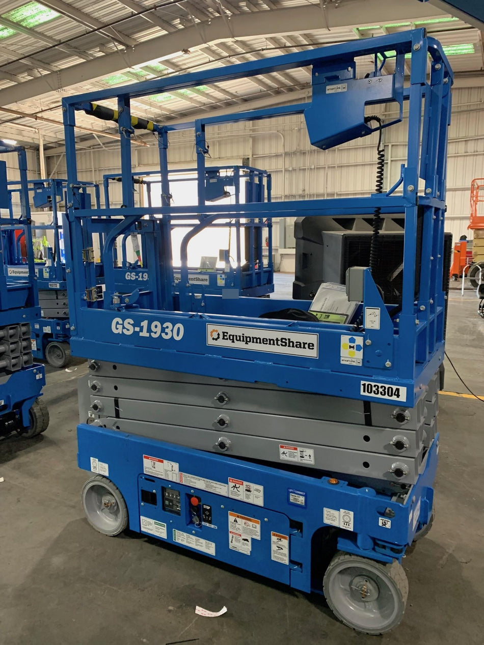 2020 Genie GS-1930 Solid Non Marking Tires, Beacon, Folding rails with half height swing gate, 800W Inverter
