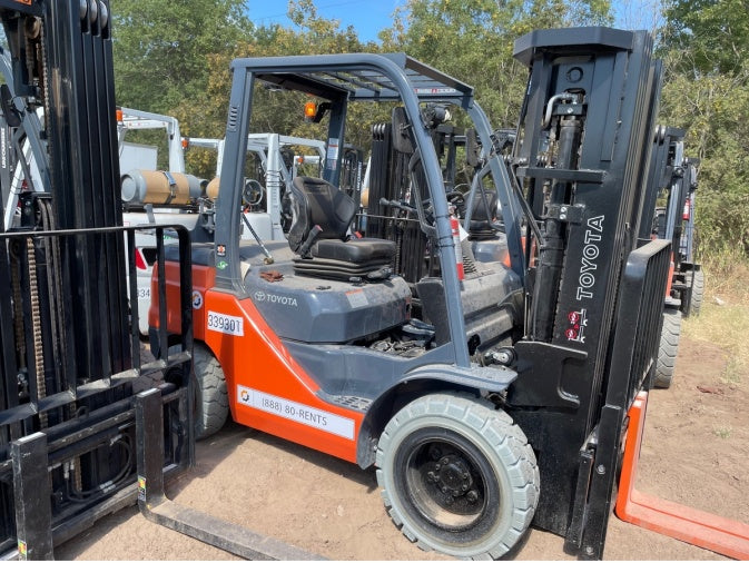 2023 TOYOTA 8FGU30 LP - Quad