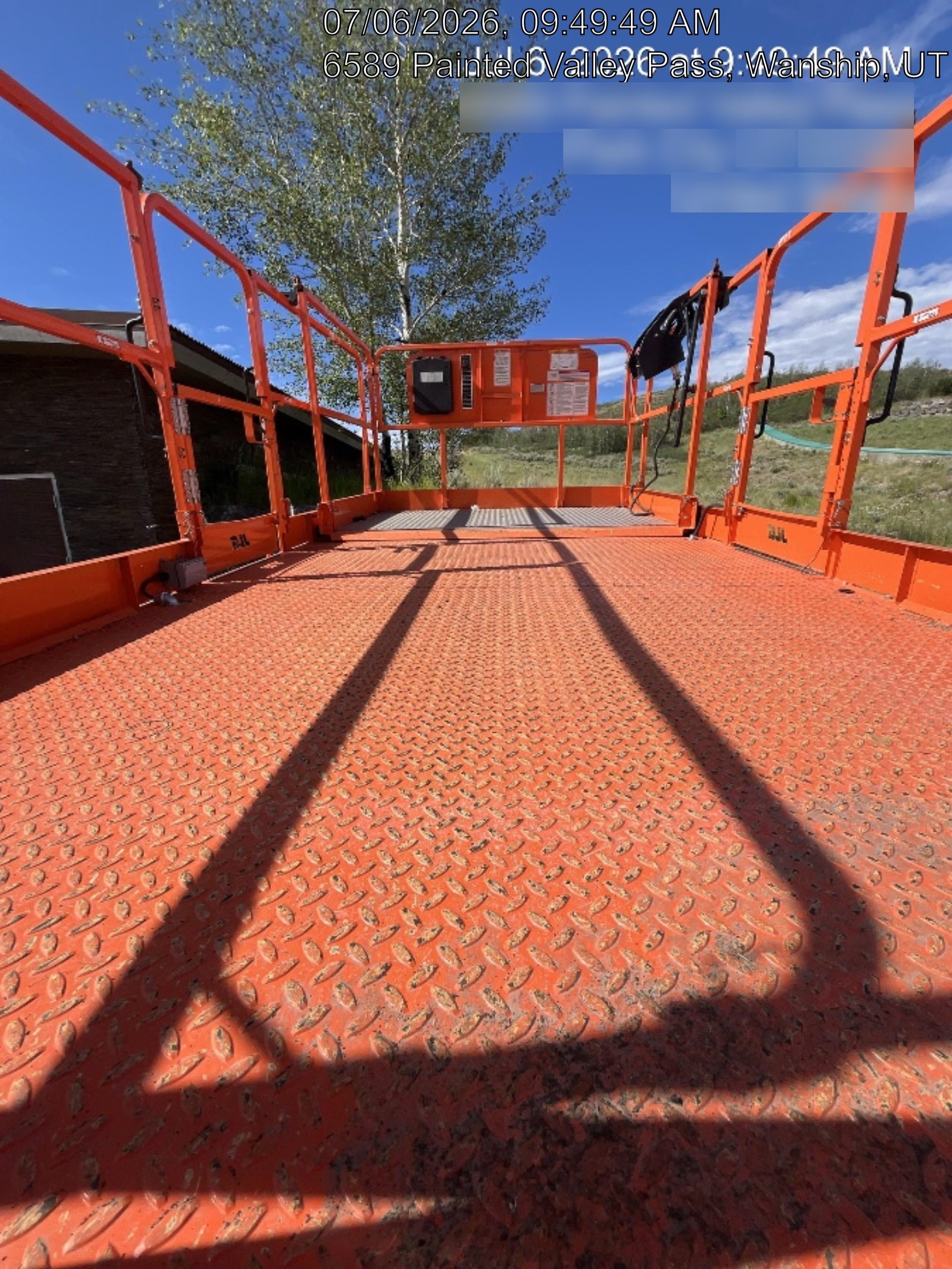 2023 JLG RT4394