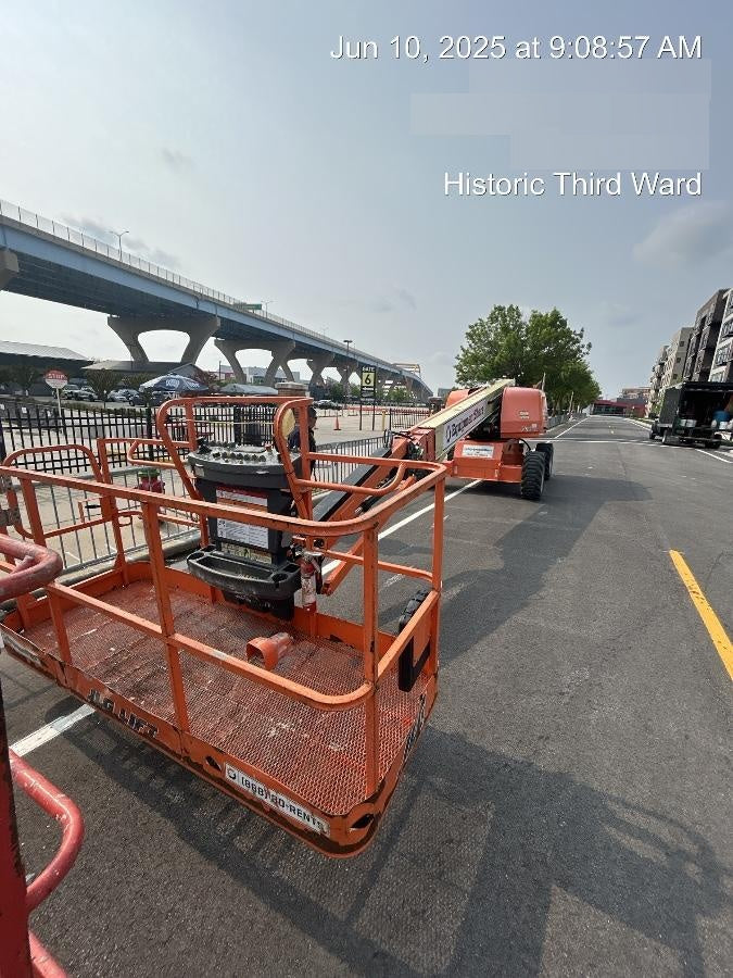 2021 JLG 660SJ