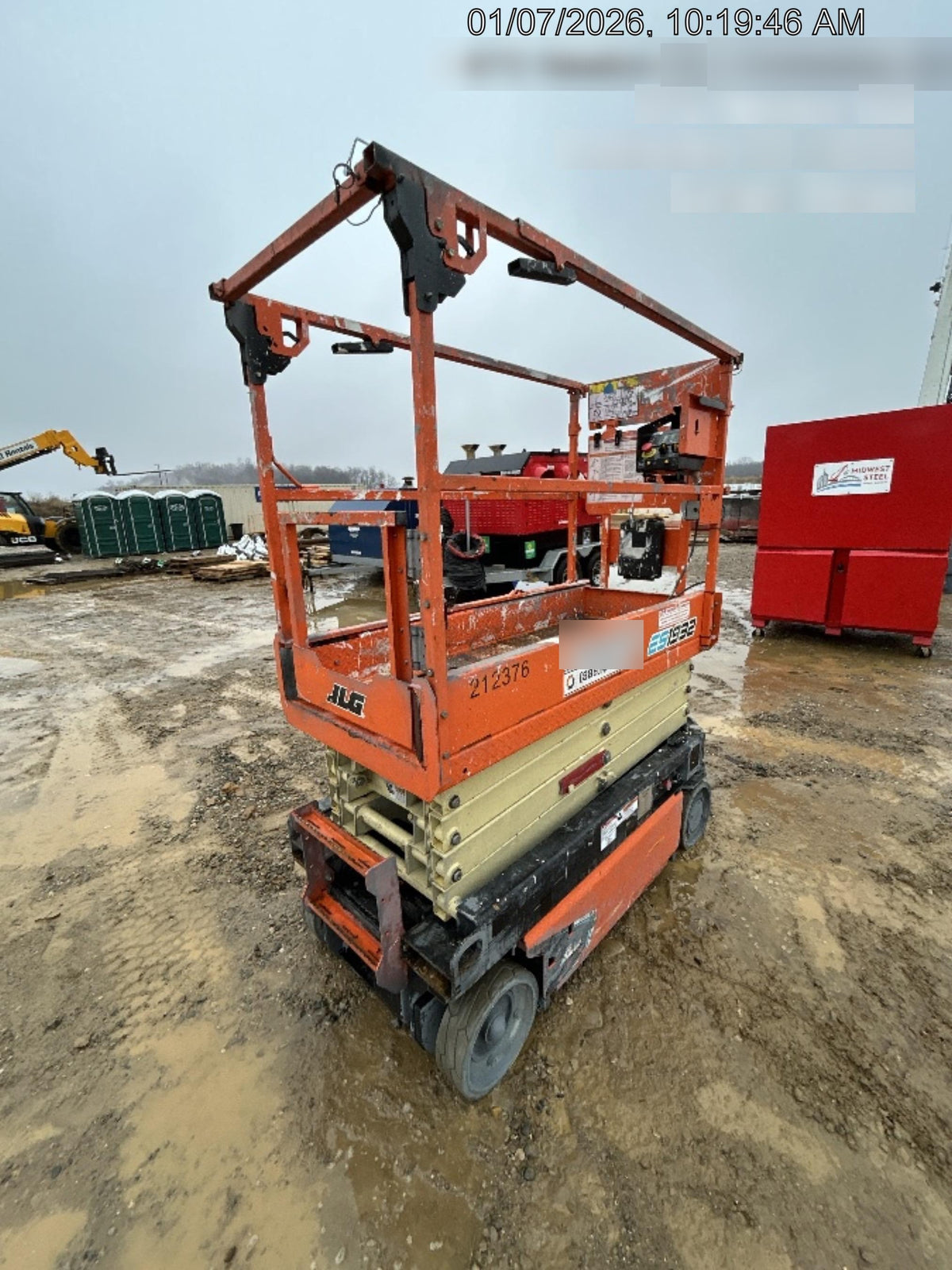 2022 JLG ES1932