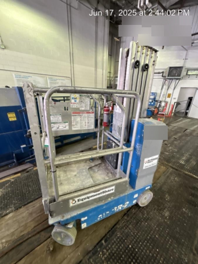 2019 GENIE GR-20