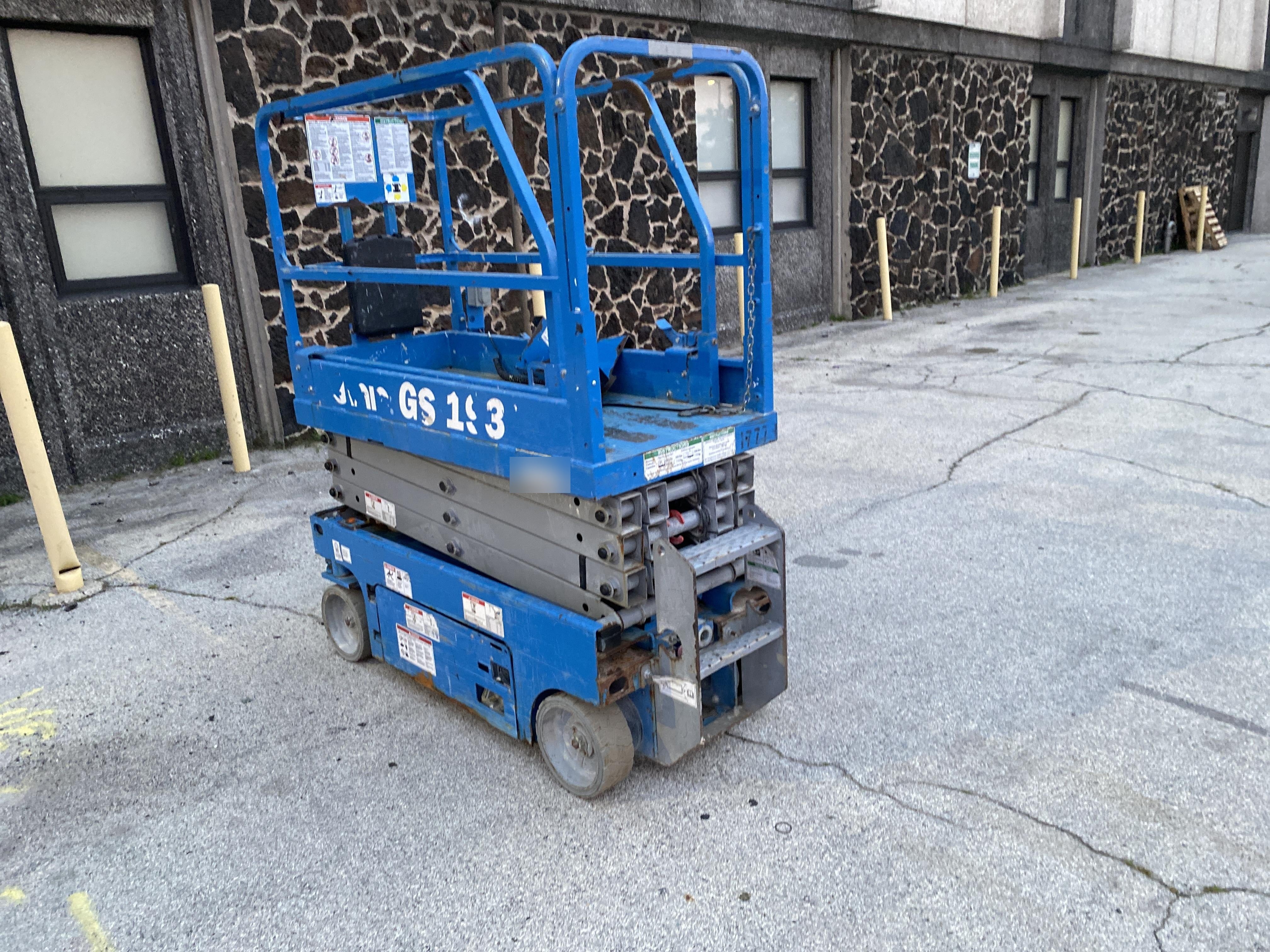 2018 Genie GS-1930 Genie GS-1930 w/Fixed Rail, Chain Entry