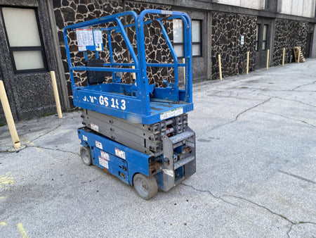 2018 Genie GS-1930 Genie GS-1930 w/Fixed Rail, Chain Entry