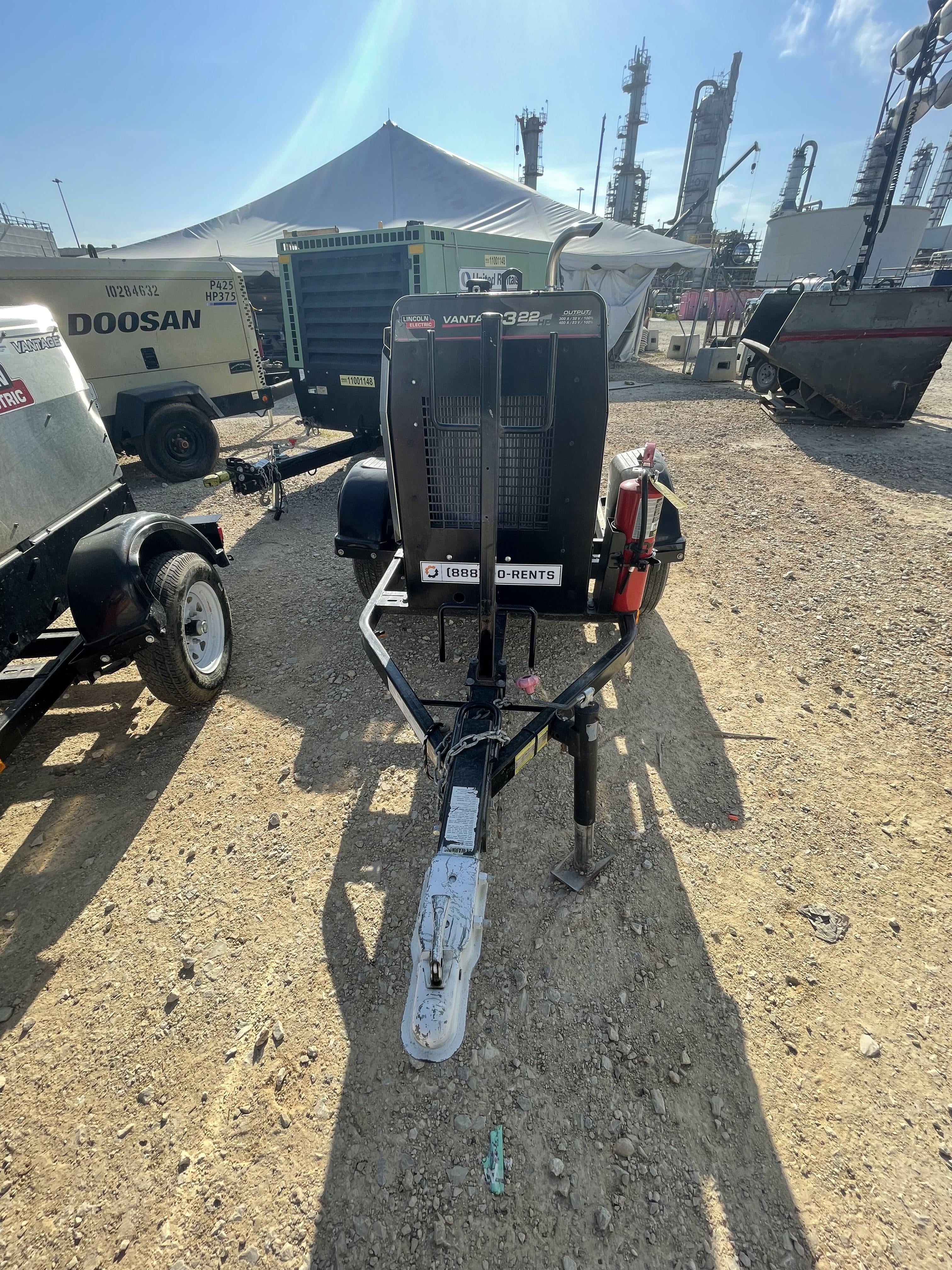 2019 Lincoln Electric Vantage 322 Ready-Pak 3, Two Wheel Trailer, Fender and Light Kit, Cable Rack