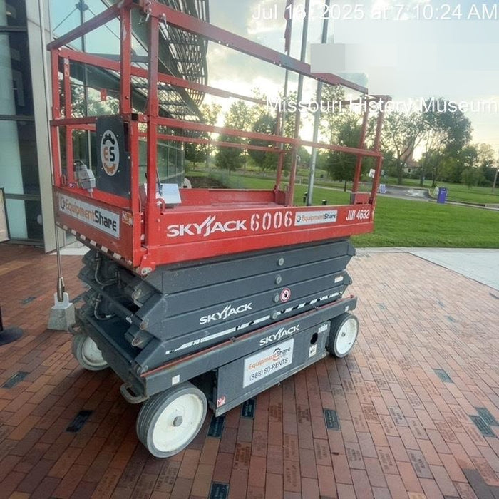 2017 Skyjack SJIII-4632 Skyjack SJ4632, Trojan Battery Set, Extended Warranty 5yr/5k hr