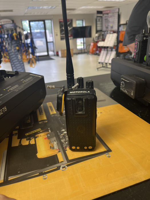 2021 MOTOROLA XPR3300E
