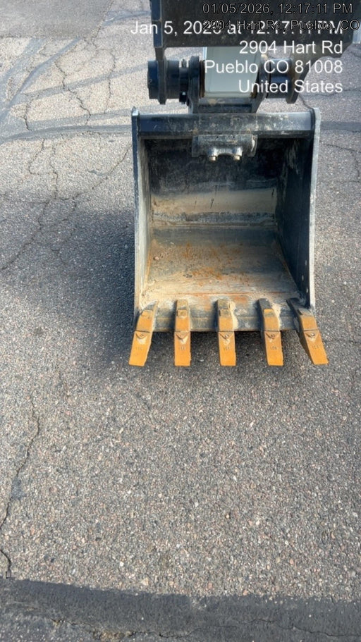 2025 TAKEUCHI 24" Bucket Takeuchi