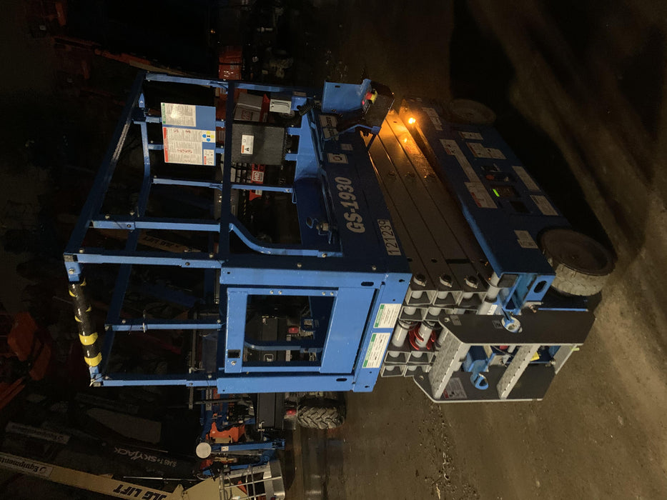 2020 Genie GS-1930 Solid Non Marking Tires, Beacon, Folding rails with half height swing gate, Telematics