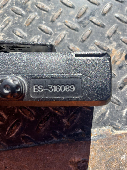 2023 MOTOROLA R7 DISPLAY