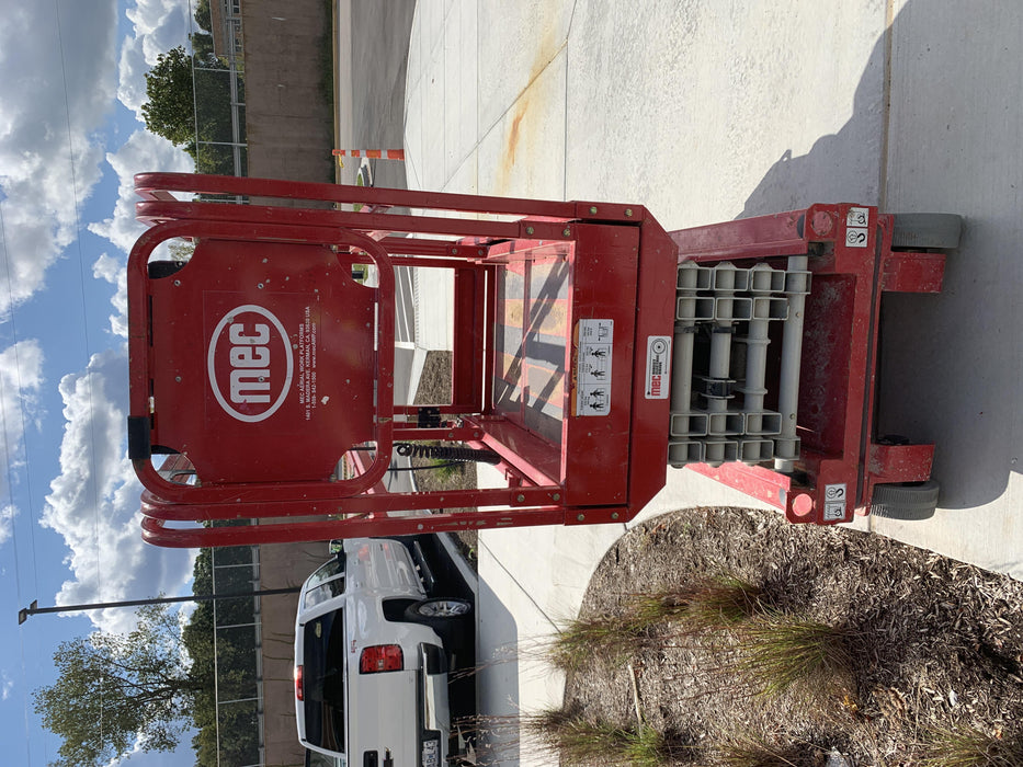 2017 MEC 1330SE 13' Scissor Lift w/2 Year Extended Full Warranty