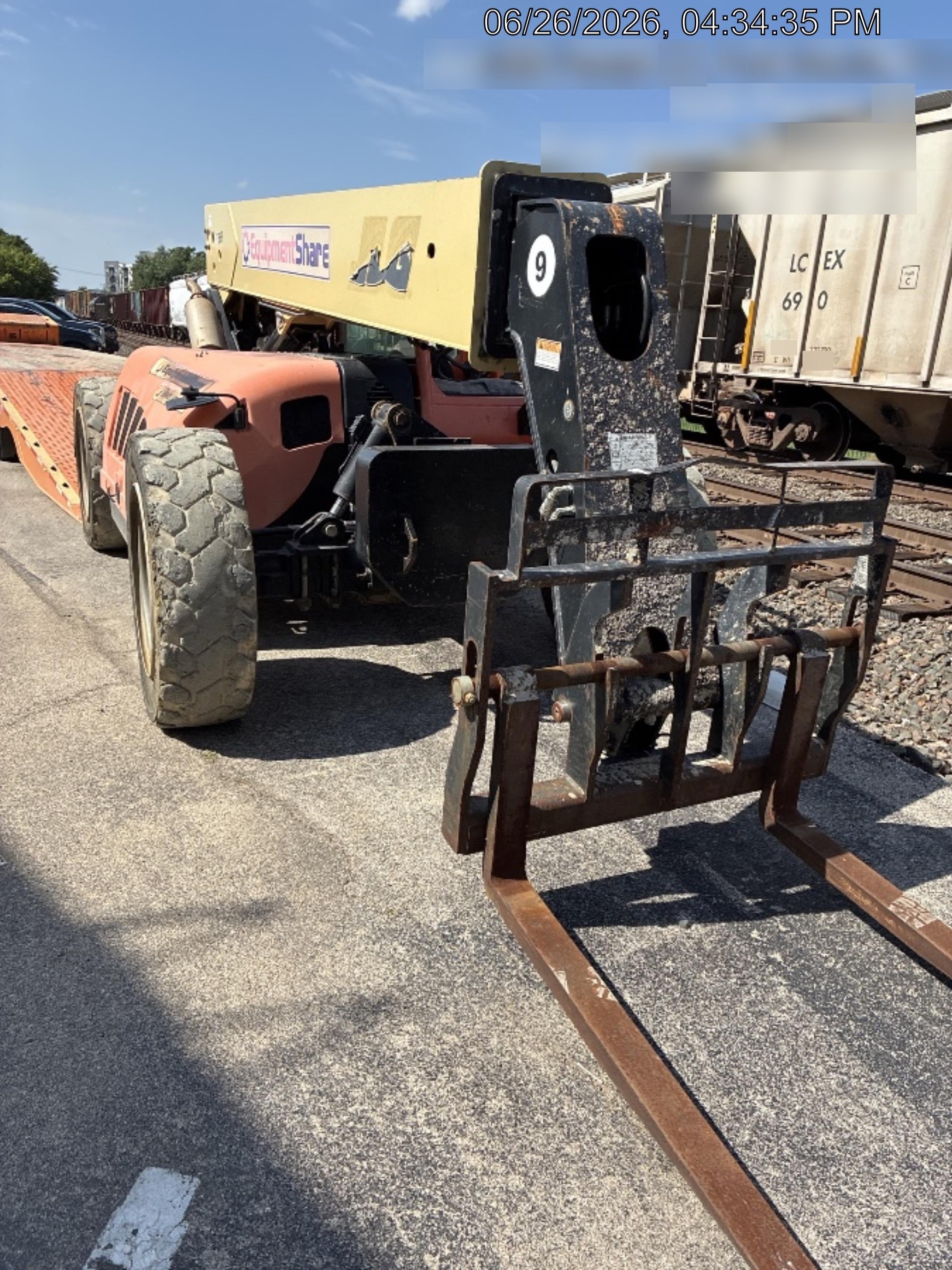 2008 JLG G9-43A