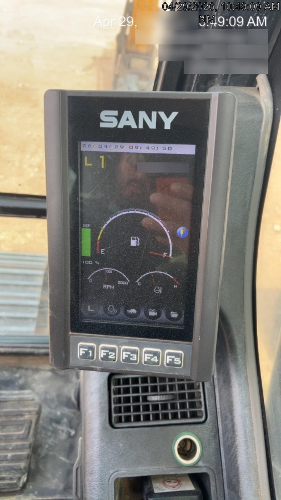 Sany SY215 24/36/48" Buckets, Hydraulic QC