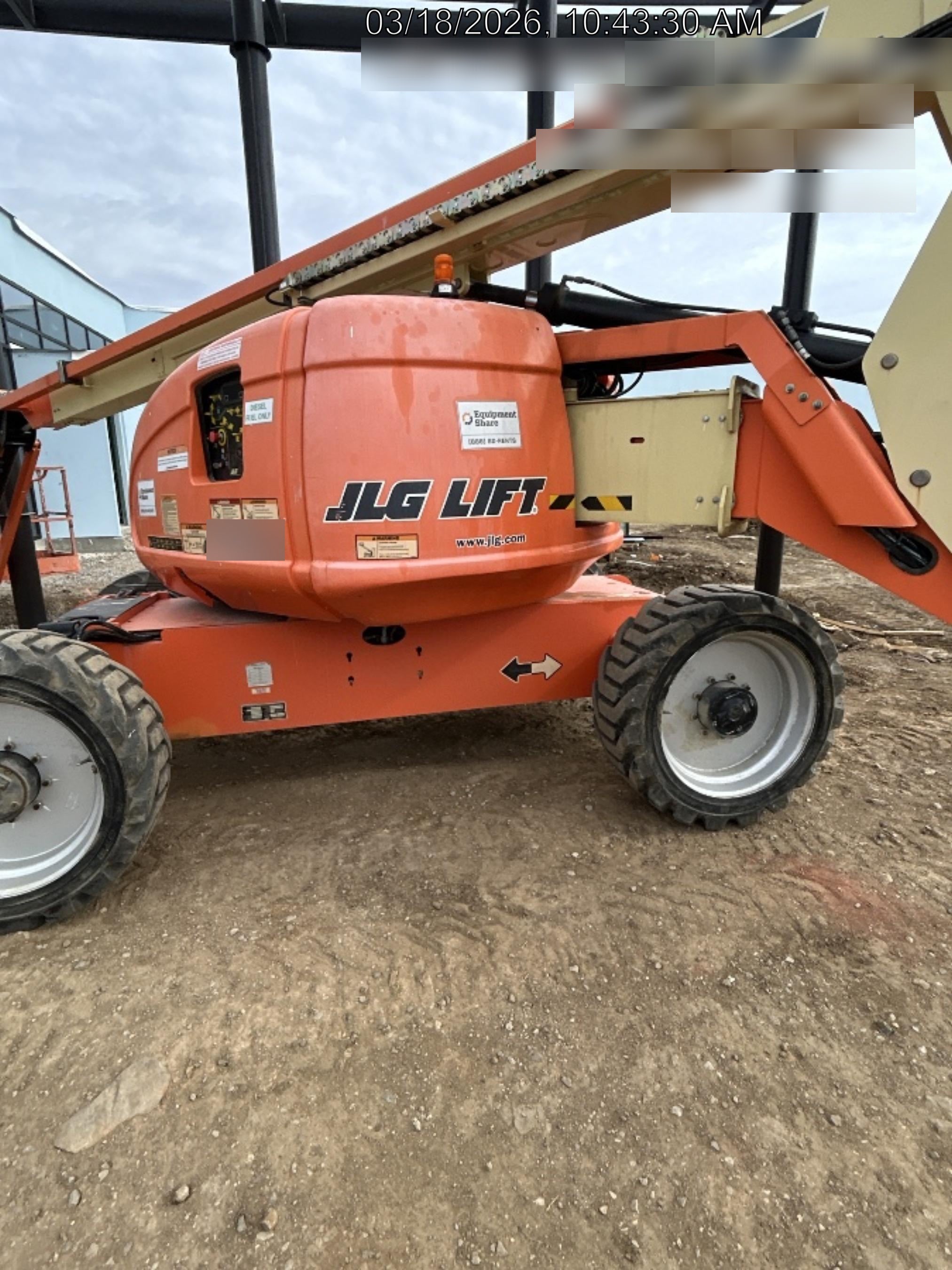 2019 JLG 600AJ