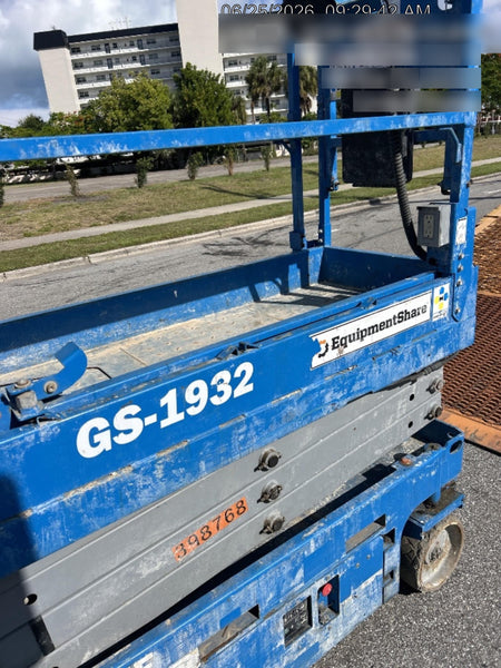 2024 GENIE GS-1932
