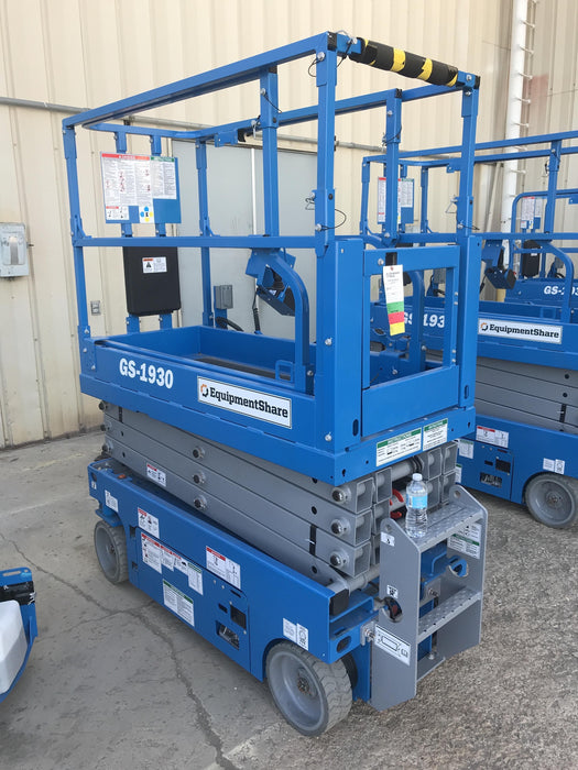 2020 Genie GS-1930 Solid Non Marking Tires, Beacon, Folding rails with half height swing gate