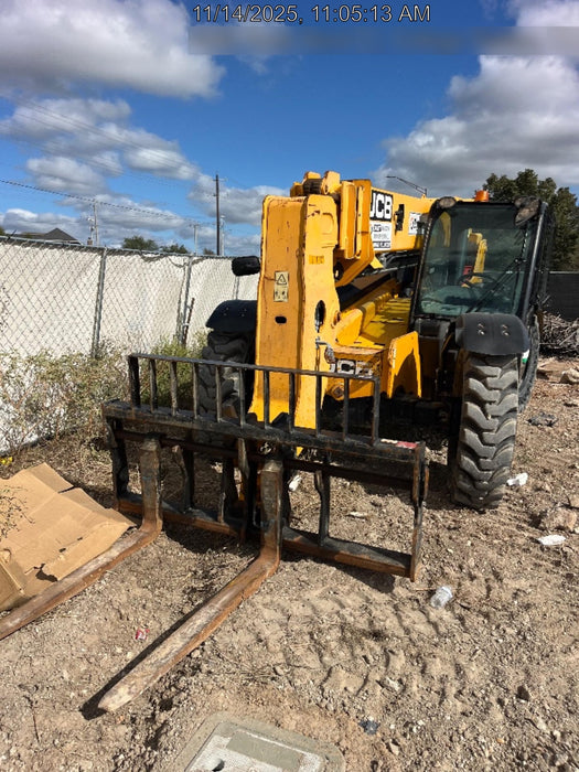 2020 JCB 509-42 Cab/Heat/Air, Solid Tires, Work Lights, Beacon, Aux Hydraulics, Back up Alarm, Lifting Eye, ES Decals