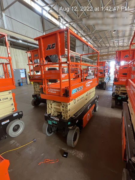 2022 JLG ES2632