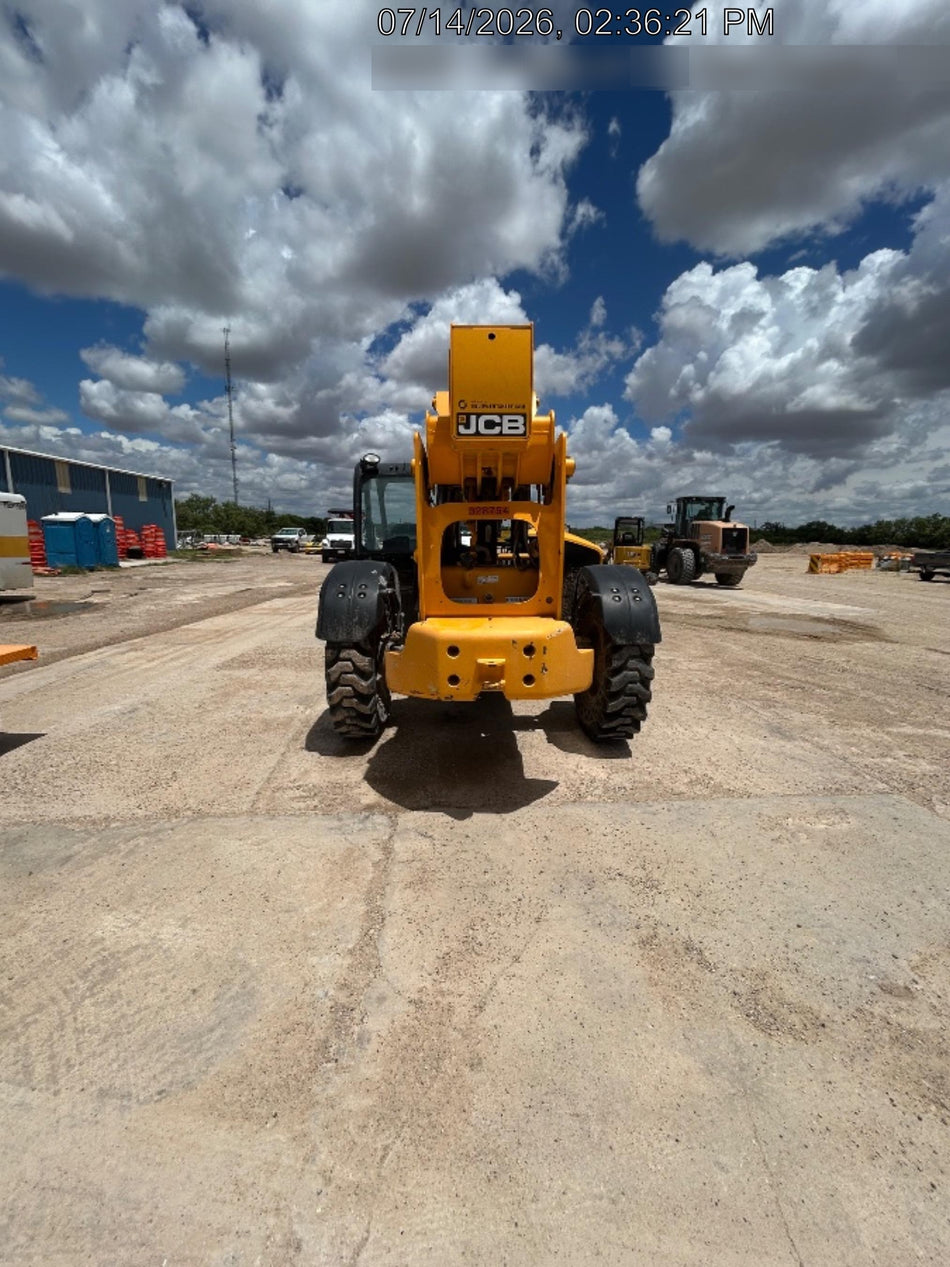 2023 JCB 510-56