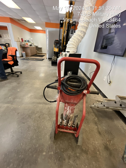 2021 HILTI TE 3000-AVR