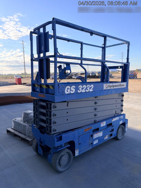 2022 GENIE GS-3232