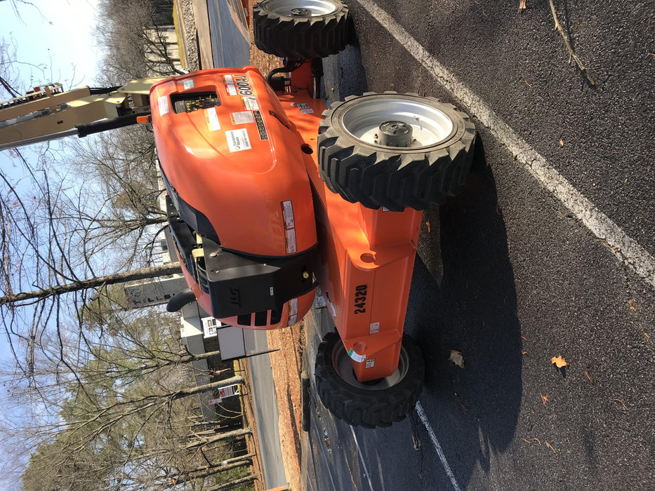 2019 JLG 600AJ