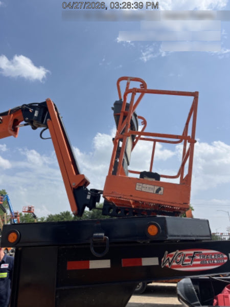 2018 JLG E300AJP