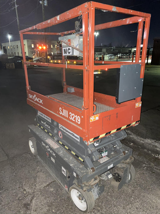 2016 Skyjack SJIII-3219 Standard Rental Specs