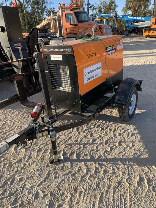 2021 Lincoln Electric Vantage 322 Vantage 322 Ready Pak 3 w/ Decals, ORANGE (includes trailer, cable rack, fender light kit) NO Telematics