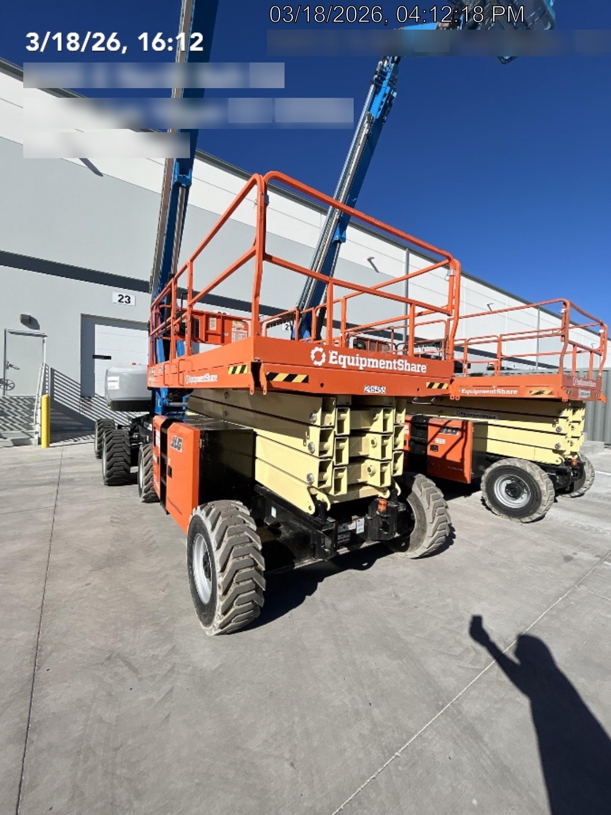 2023 JLG RT4394