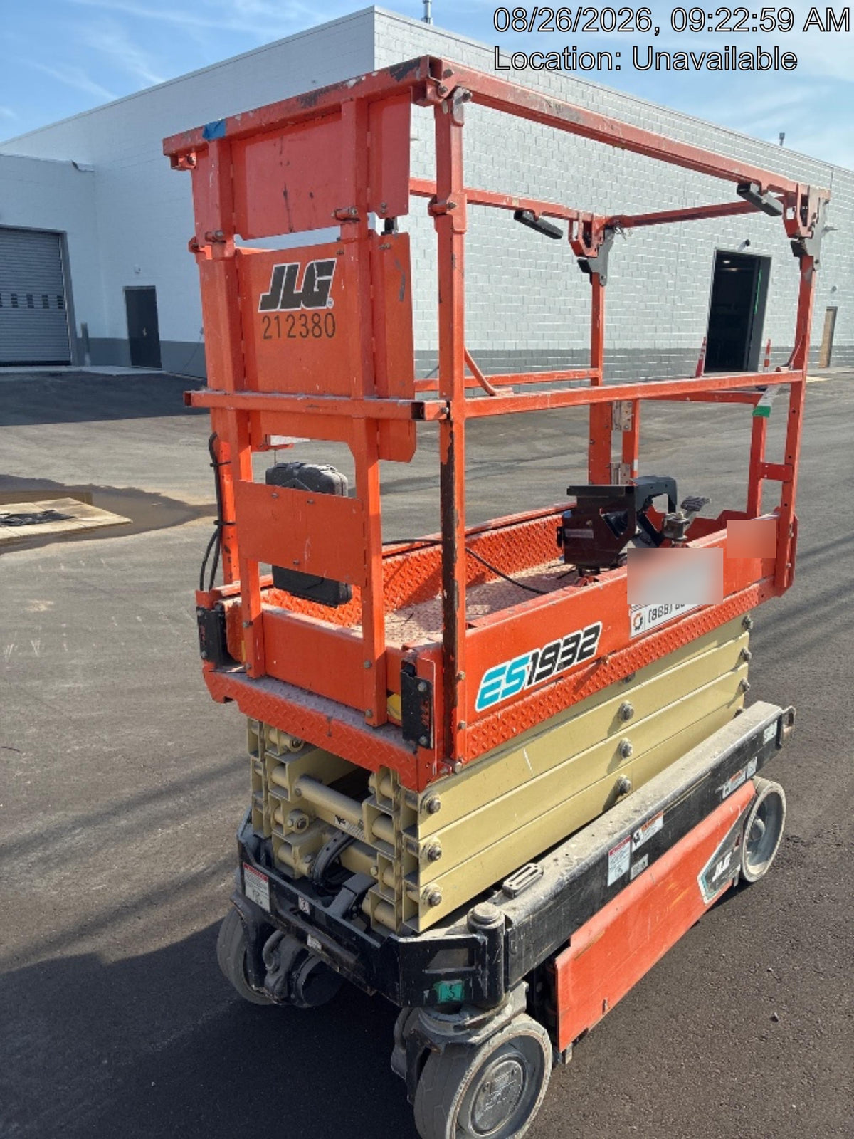 2022 JLG ES1932