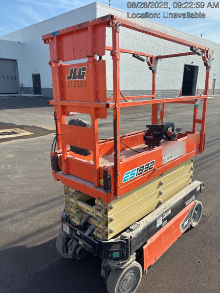 2022 JLG ES1932