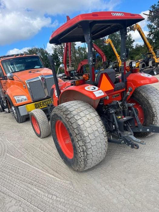 2024 KUBOTA M7060HD Canopy