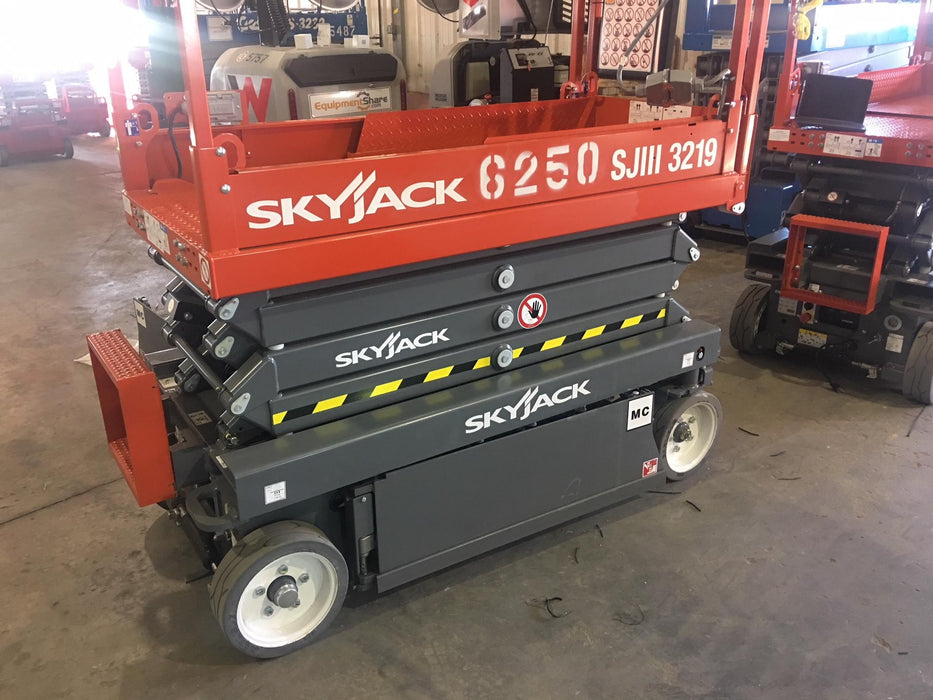 2017 Skyjack SJIII-3219 Skyjack SJ3219, Trojan Battery Set, Extended Warranty 5yr/5k hr